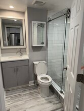 60 V St NW, Unit B in Washington, DC - Building Photo - Building Photo
