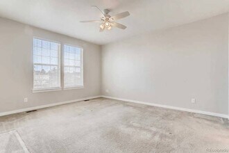 2052 S Cathay Way in Aurora, CO - Building Photo - Building Photo