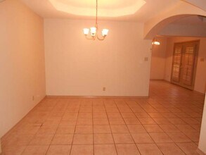 1118 Diamond Dr in Laredo, TX - Building Photo - Building Photo