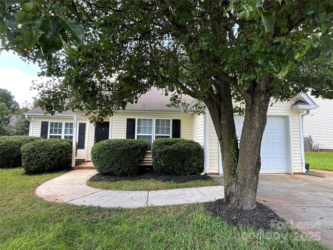 property at 135 Braeburn Dr
