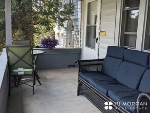 5022 Izard St in Omaha, NE - Foto de edificio - Building Photo