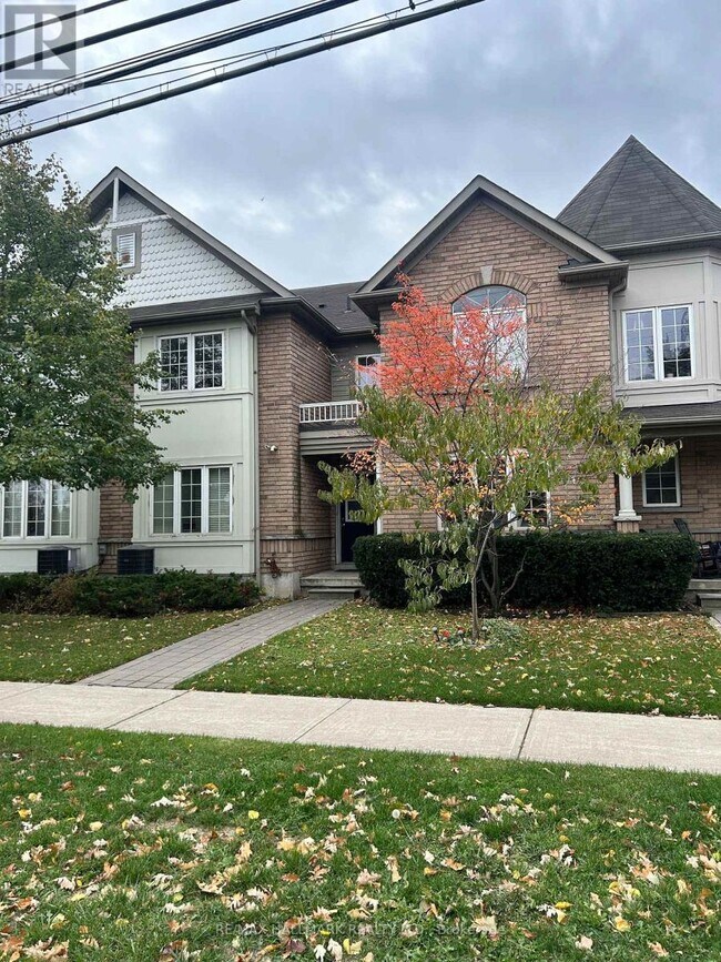 464 Beach Blvd in Hamilton, ON - Building Photo - Building Photo