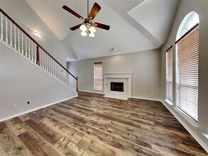 2209 Chapman Dr in Carrollton, TX - Building Photo - Building Photo