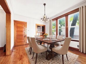 2501 N Artesian Ave in Chicago, IL - Building Photo - Building Photo