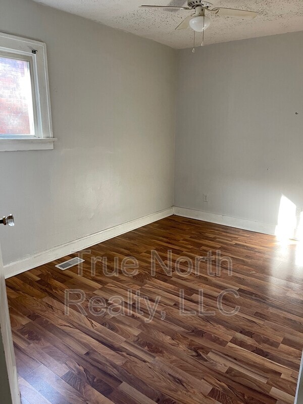 property at 1681 Oak St
