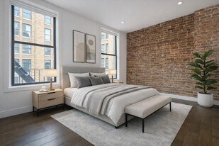 346 W 52nd St, Unit 4D in New York, NY - Building Photo
