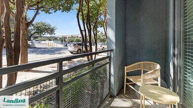 5005 Galleria Dr, Unit 3116 in Farmers Branch, TX - Building Photo - Building Photo