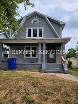 2112 Ravenwood Ave in Dayton, OH - Building Photo