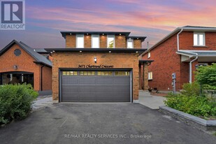 3471 Chartrand Crescent