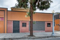 1747-1753 Van Ness Ave in Fresno, CA - Foto de edificio - Building Photo