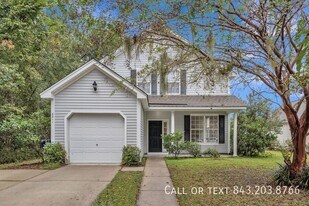 8811 Tigershark Ave in North Charleston, SC - Building Photo
