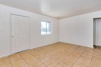 621 N 30th Pl in Phoenix, AZ - Building Photo - Building Photo
