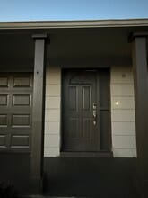 6115 7th Ave in New Port Richey, FL - Building Photo - Building Photo