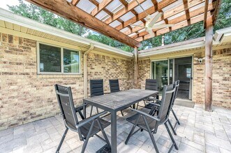 2402 Triway Ln in Houston, TX - Building Photo - Building Photo
