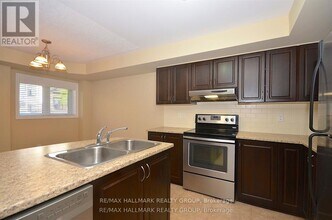 205 Bluestone Private in Ottawa, ON - Building Photo - Building Photo
