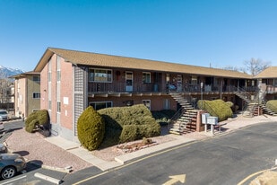 Valley Hi Condominiums in Colorado Springs, CO - Building Photo