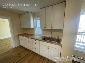 272 Pearl StreetApt in Burlington, VT - Building Photo - Building Photo