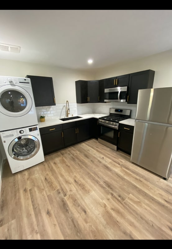 property at 6952 Tampa Ave