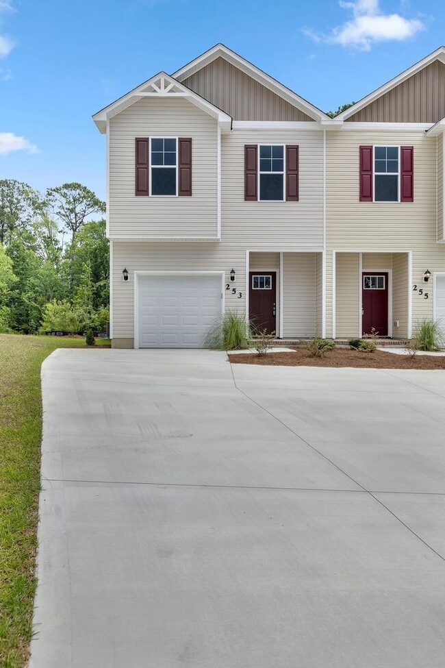 253 Shallowbag Bay Ln