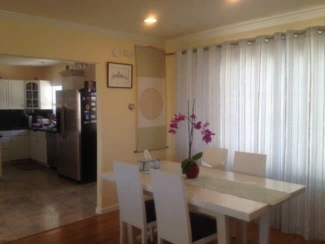 499 Drake Ave in Monterey, CA - Building Photo - Building Photo