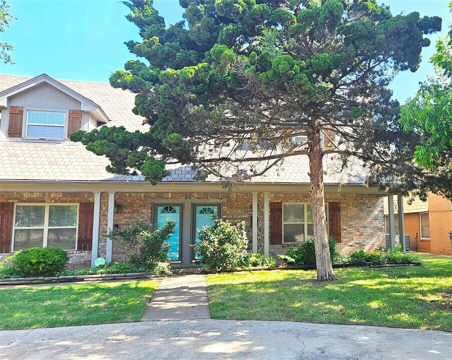 1839 NW 42nd St in Oklahoma City, OK - Building Photo