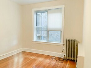 1609 W Berteau Ave in Chicago, IL - Building Photo - Building Photo