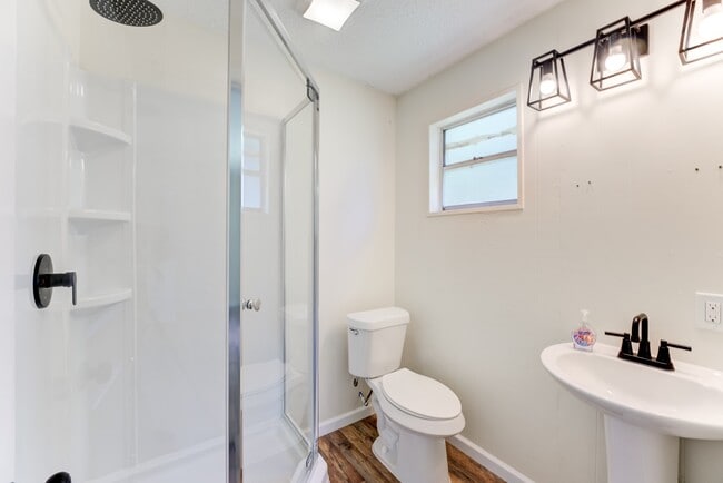property at 305 Yaupon St