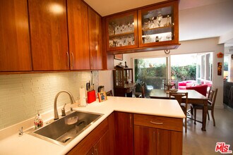 2508 Arizona Ave-Unit -3 in Santa Monica, CA - Building Photo - Building Photo
