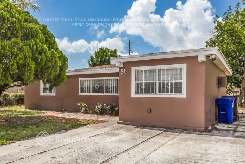 86 NE 171st Terrace in North Miami Beach, FL - Building Photo