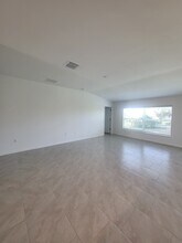 1204 NW 13th Terrace in Cape Coral, FL - Building Photo - Building Photo