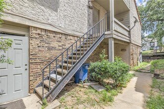 6026 Stoneybrook Dr in Fort Worth, TX - Building Photo - Building Photo