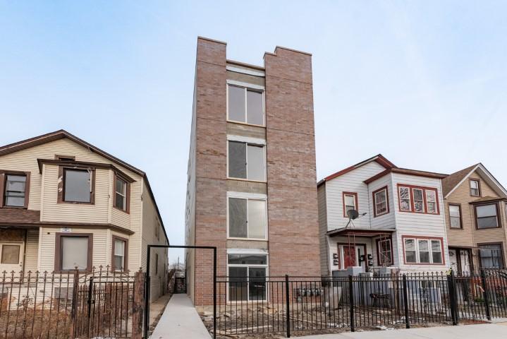 1629 N Spaulding Ave in Chicago, IL - Building Photo