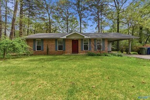 504 Delaney Rd NW in Huntsville, AL - Building Photo