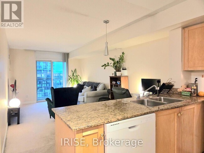 323 Richmond St E in Toronto, ON - Building Photo - Building Photo