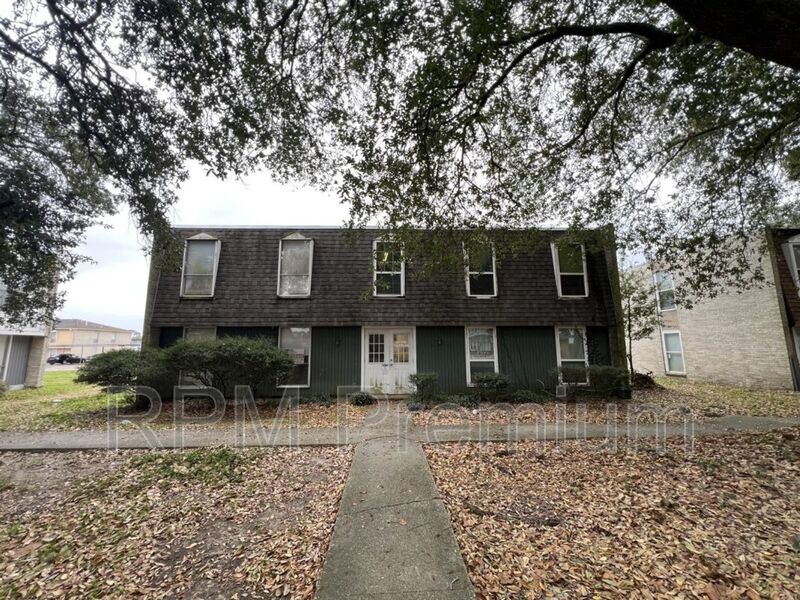 4547 Alvin Dark Ave in Baton Rouge, LA - Building Photo
