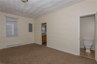 1823 Shell Rd in Hampton, VA - Building Photo