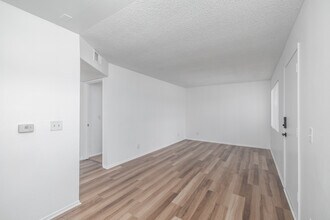 2216-2218 Court St. in Los Angeles, CA - Foto de edificio - Interior Photo