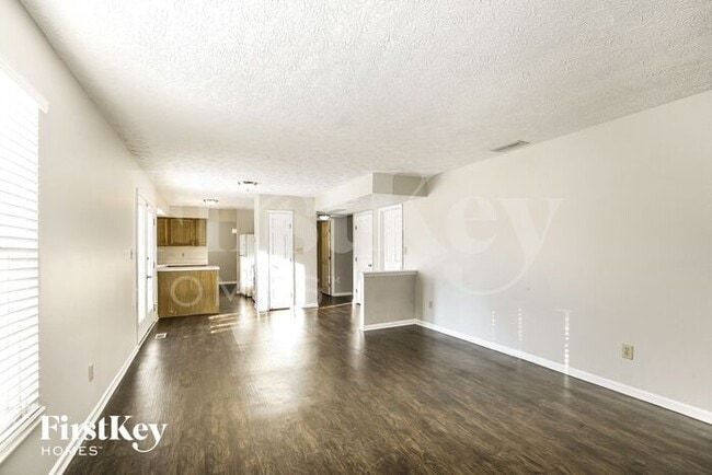 3661 Crickwood Cir in Indianapolis, IN - Building Photo - Building Photo