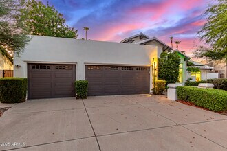 12528 N 78th St in Scottsdale, AZ - Foto de edificio - Building Photo