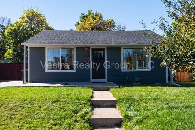 2245 S King St in Denver, CO - Building Photo - Building Photo