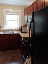 72 Linden St in Reading, MA - Building Photo - Building Photo