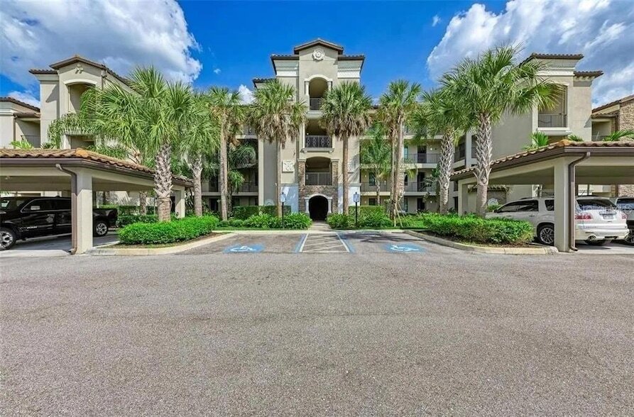 16814 Vardon Ter, Unit 405 in Bradenton, FL - Building Photo