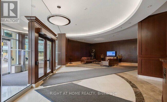 200 Rideau St in Ottawa, ON - Building Photo - Building Photo