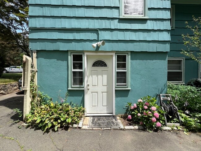 property at 69 Silvermine Ave