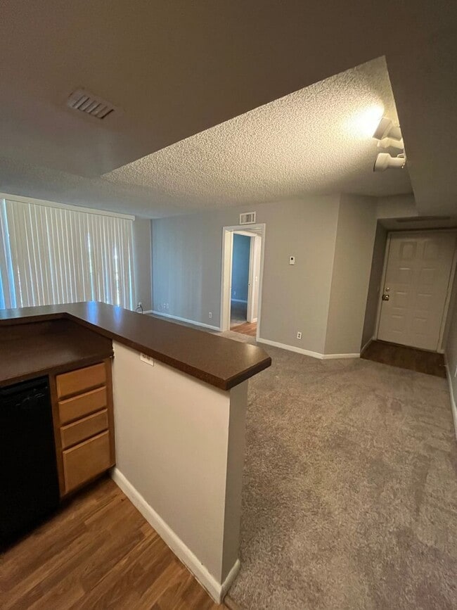 760 Executive Center Dr in West Palm Beach, FL - Building Photo - Building Photo