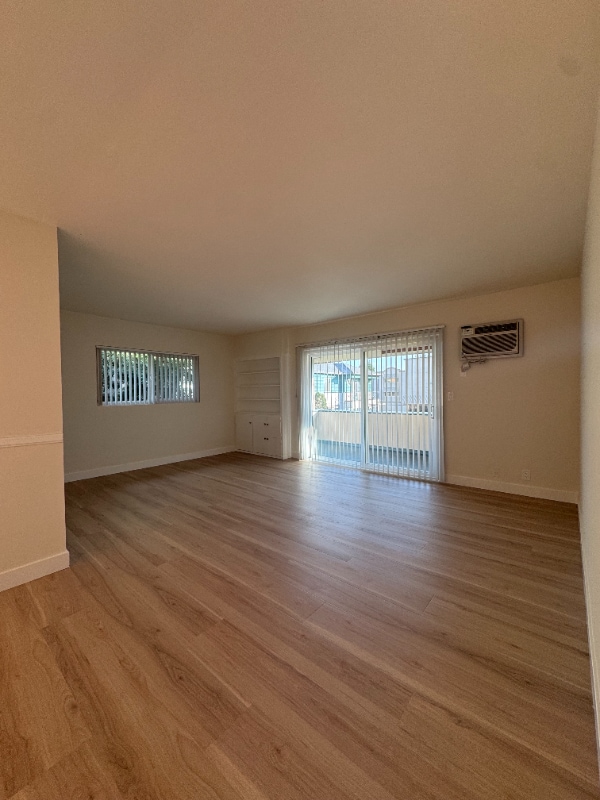 283 S El Molino Ave, Unit 12 in Pasadena, CA - Foto de edificio - Building Photo