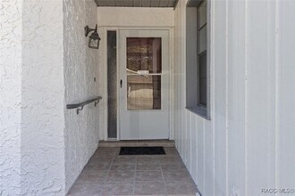 83 Golfview Dr in Homosassa, FL - Building Photo - Building Photo