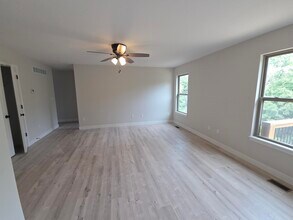 3960 Clydesdale Dr in Columbia, MO - Building Photo - Building Photo