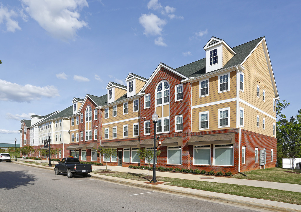 Riverwood Villas in Clayton, NC - Building Photo