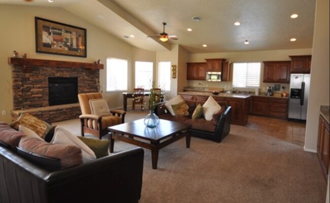 11106 W Brassy Cove Loop in Nampa, ID - Building Photo - Interior Photo